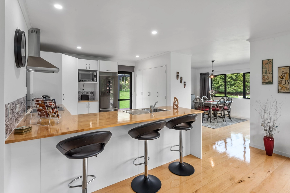 Photos of 27 Hodge Road