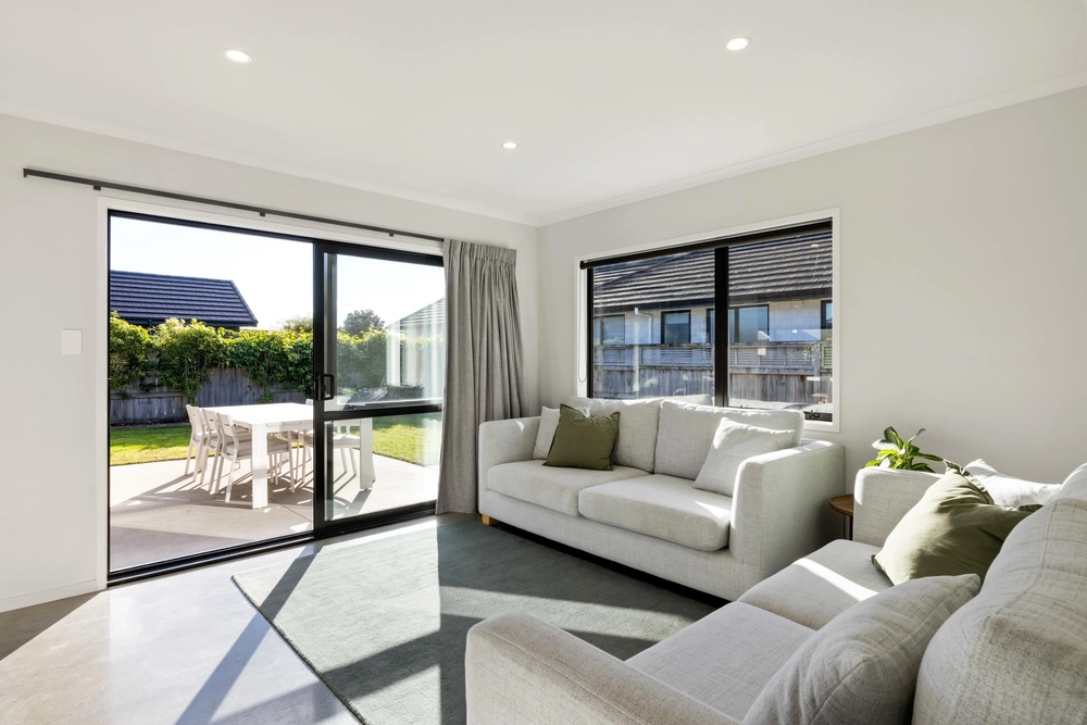 Photos of 23 Kingdon Street