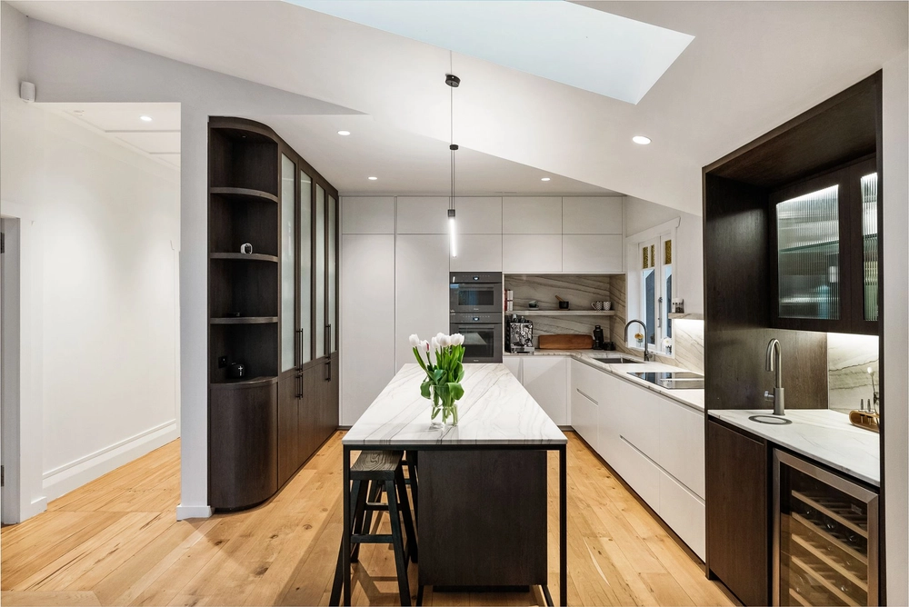 Photos of 46 Cumberland Avenue