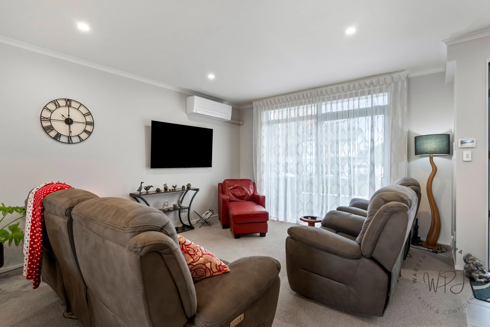 Photos of 31 McGinty Street