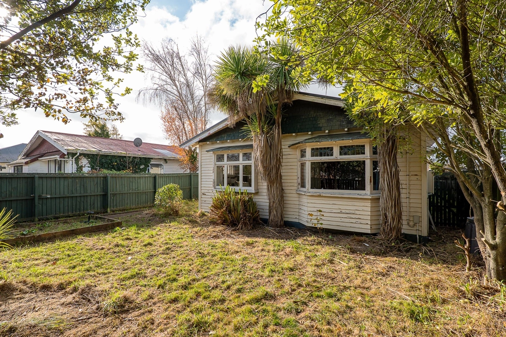 Photos of 128 Lyttelton Street