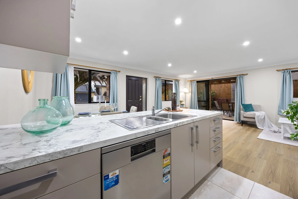 Photos of 4D Virginia Street