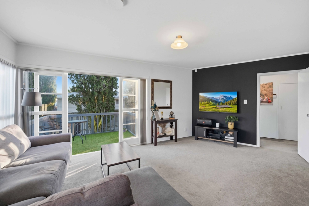 Photos of 6 Jenkins Place