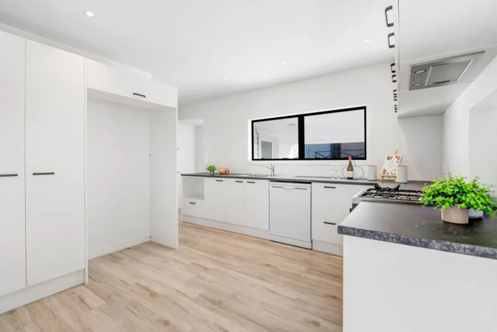 Photos of 64 Shakespear Road