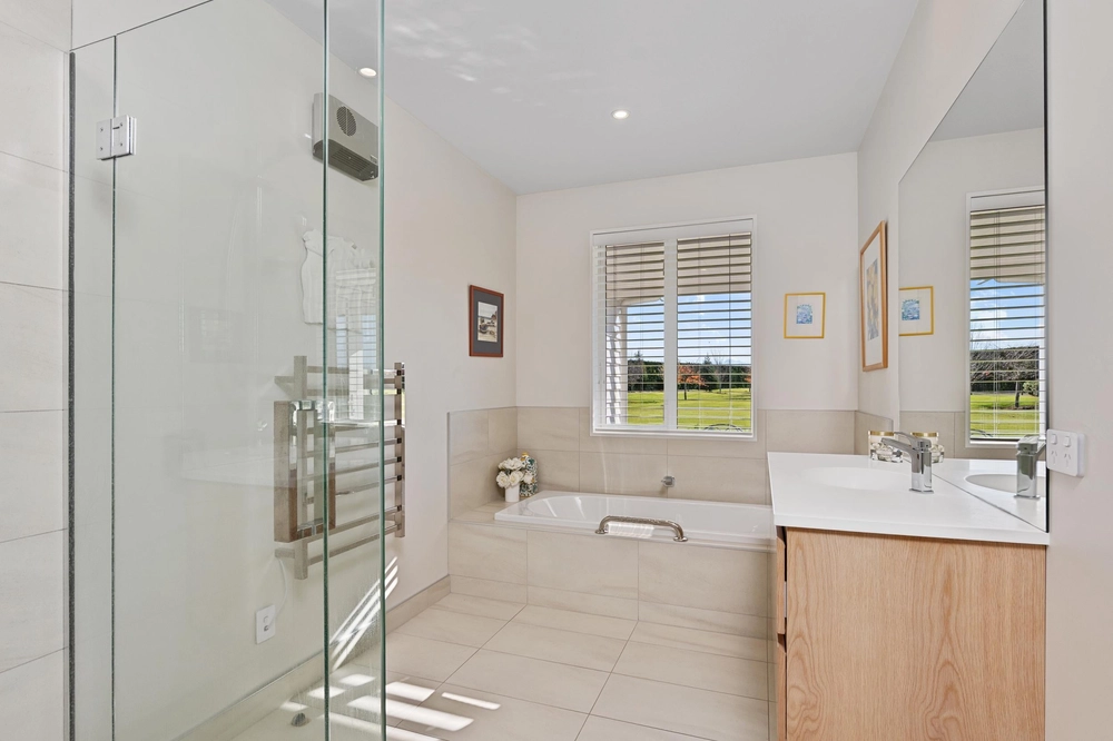 Photos of 695 McLaughlins Road