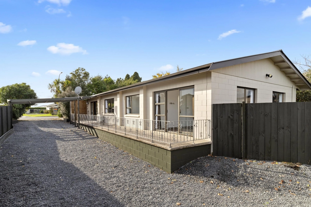 Photos of 45 Patumahoe Road