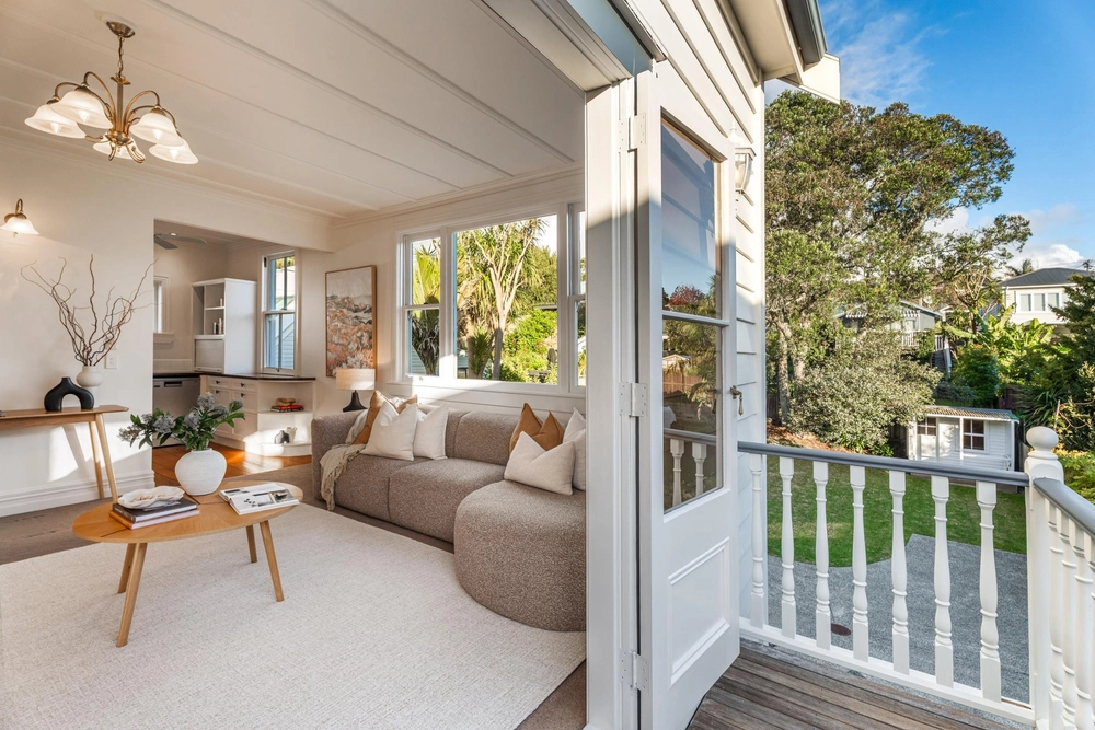 Photos of 29 Hastings Parade