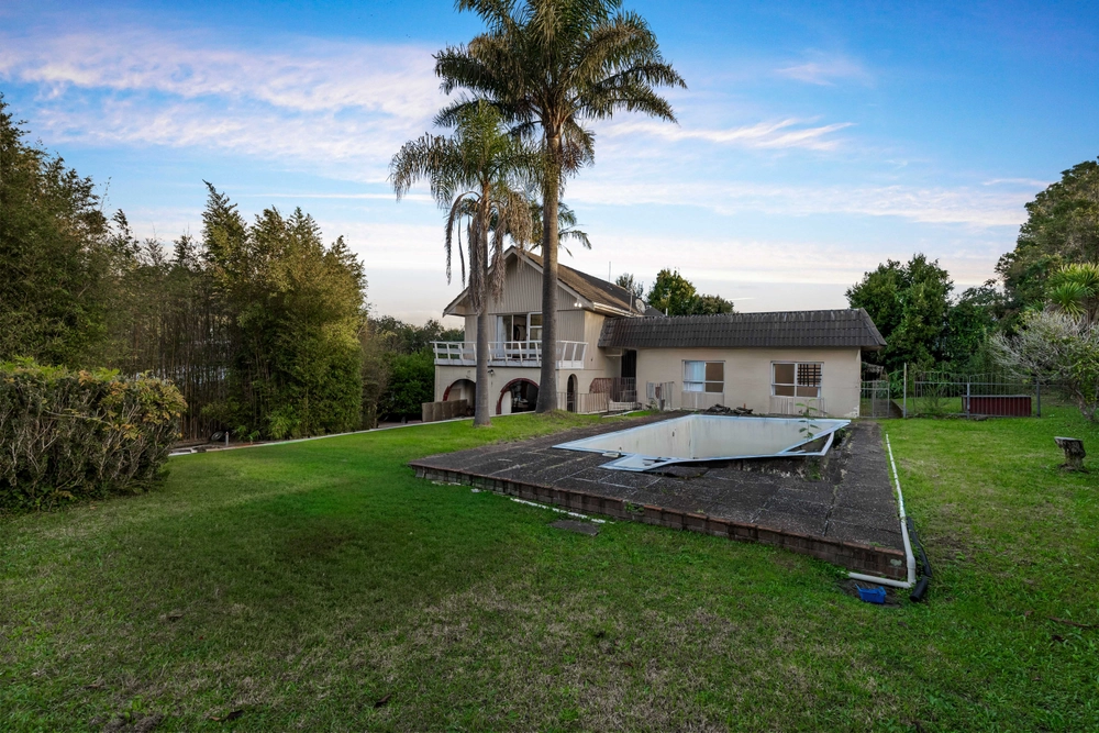 Photos of 273A Royal Road