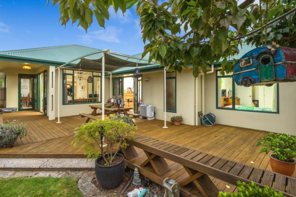 Photos of 17 Paramu Place
