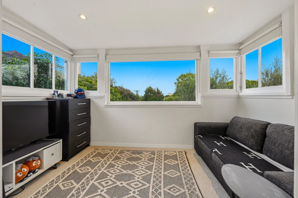 Photos of 175 Landscape Road
