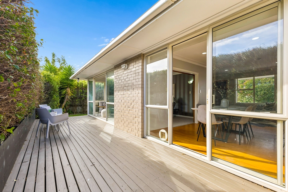 Photos of 69A Howe Street