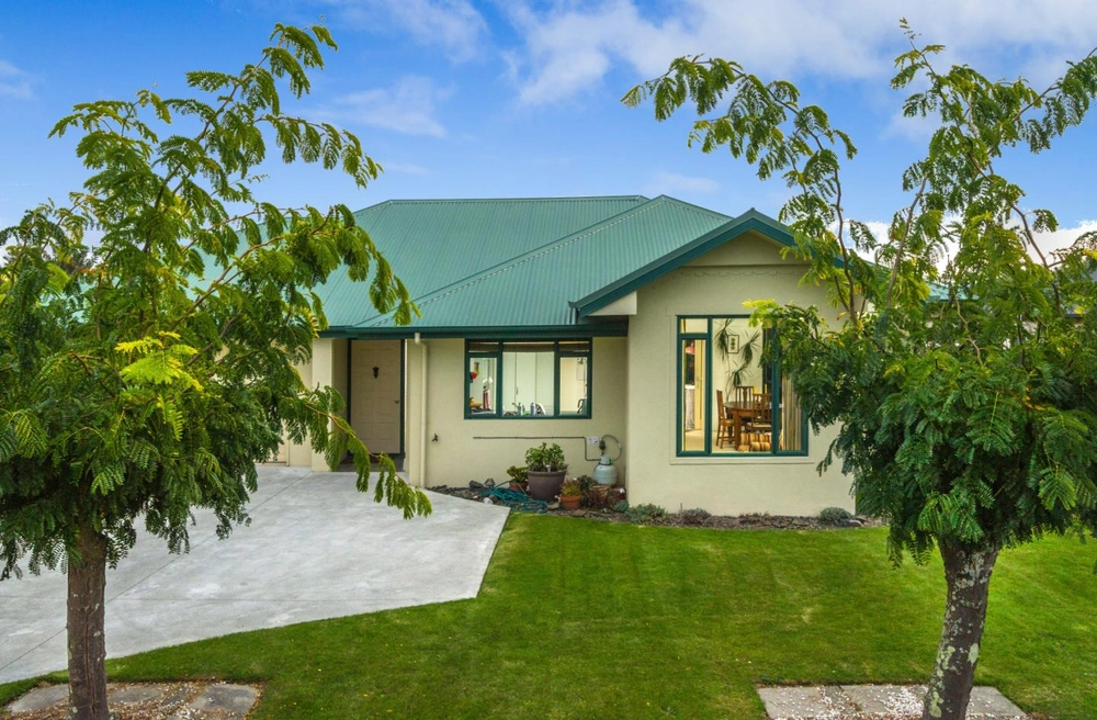 Photos of 17 Paramu Place