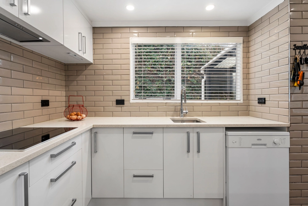 Photos of 33 Brooke Road