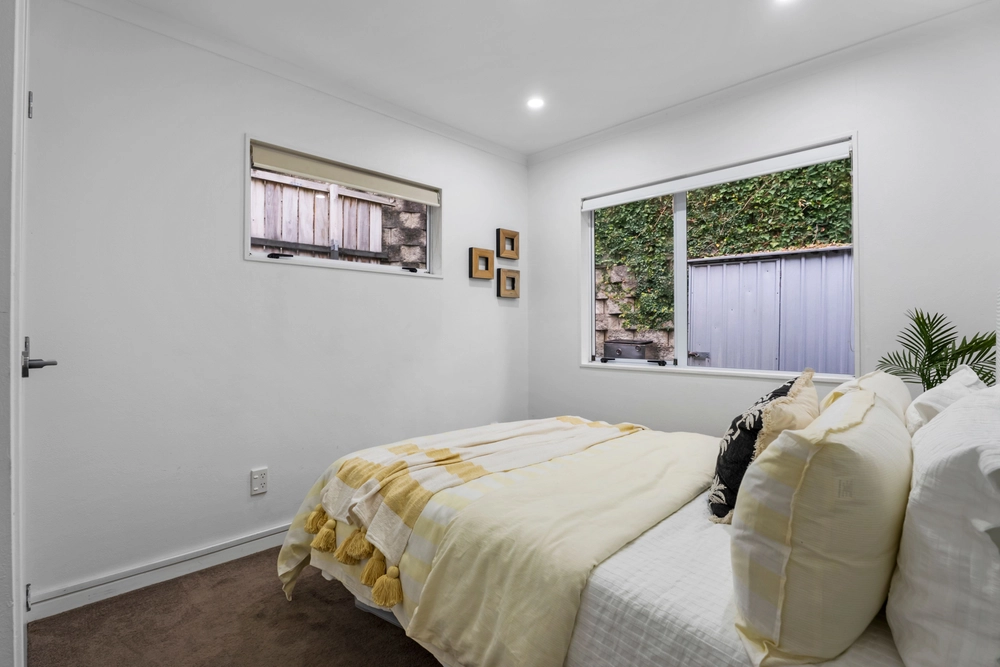 Photos of 33 Brooke Road
