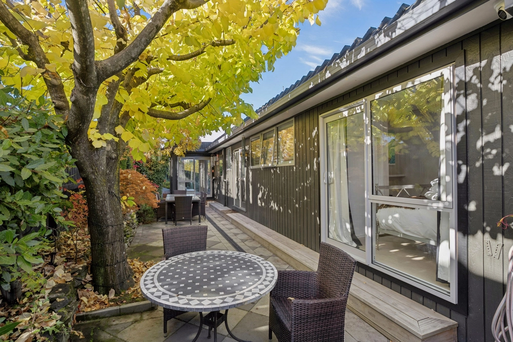 Photos of 19 Hobart Street