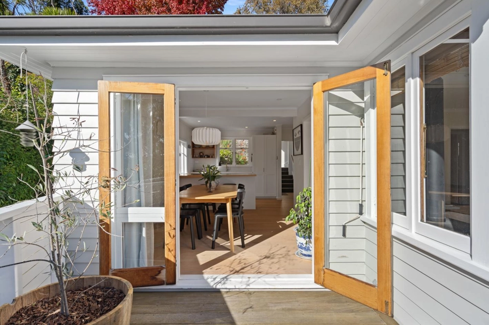 Photos of 2 Konini Street