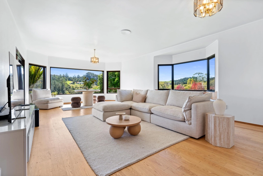 Photos of 382 Whareora Road