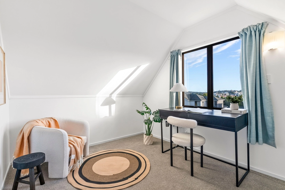Photos of 5 Newport Place