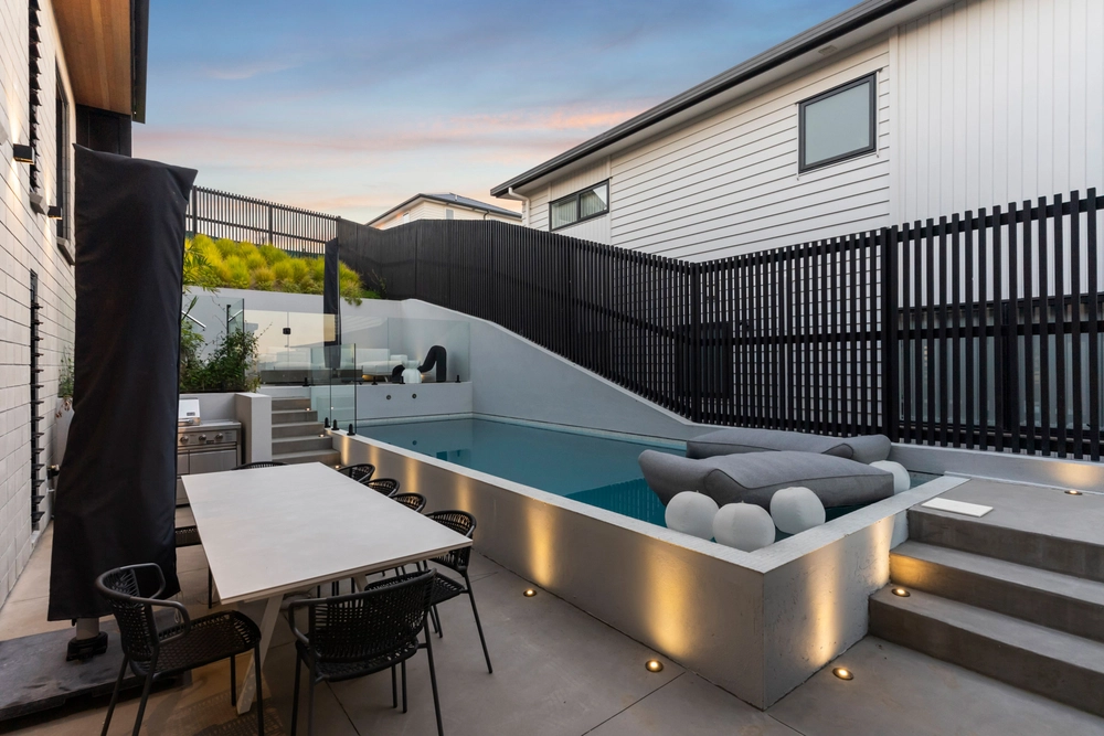 Photos of 12 Grand Ridge Avenue