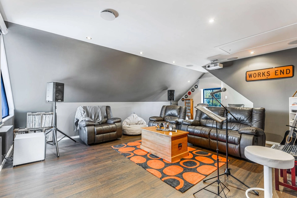 Photos of 15 cellarmans street te