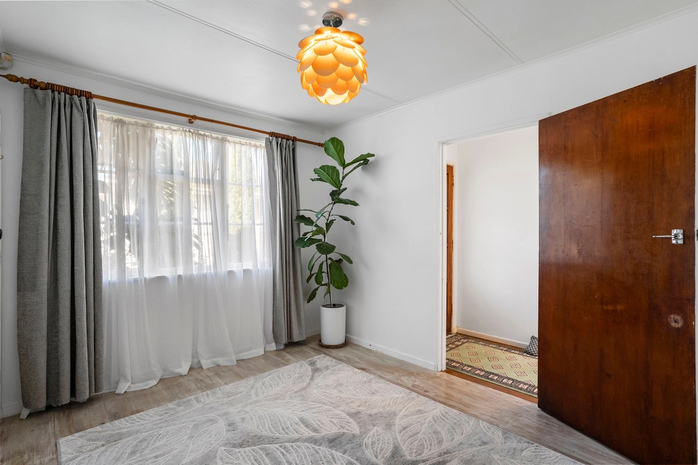 Photos of 55 Ngaio Street