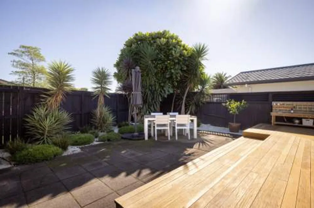 Photos of 32 Webb Place