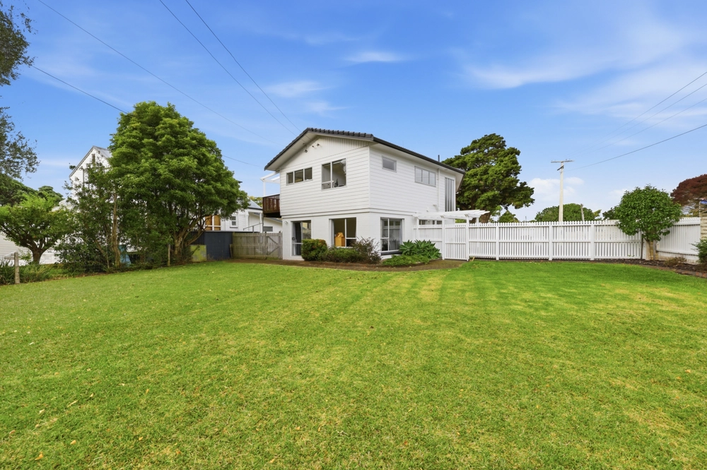Photos of 30 First View Avenue