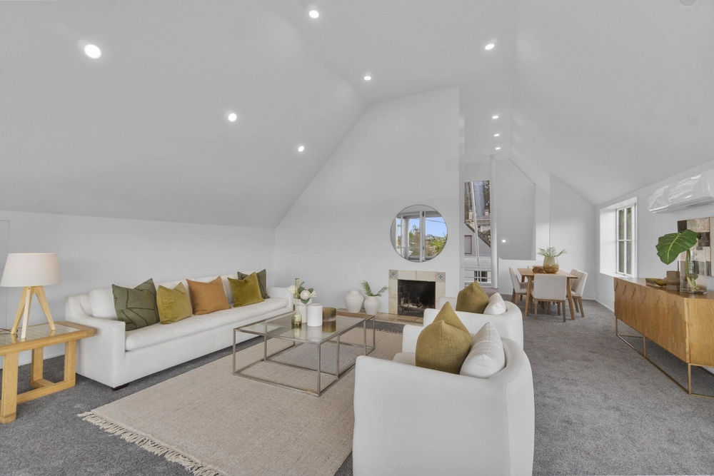 Photos of 13 Mamie Street