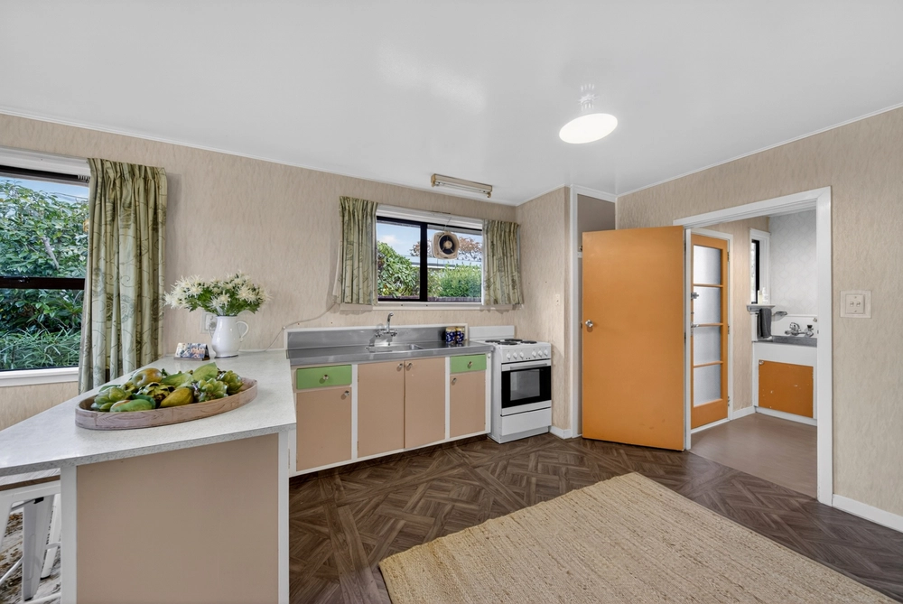 Photos of 70 Toorak Avenue