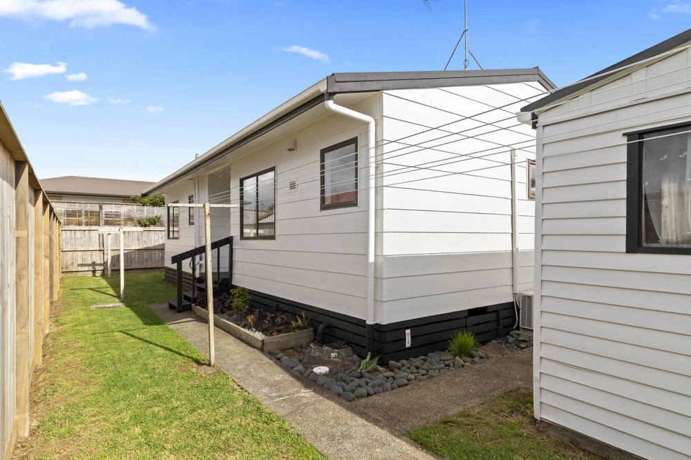 Photos of 4B Russell Avenue