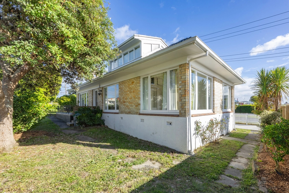 Photos of 35 Archibald Road