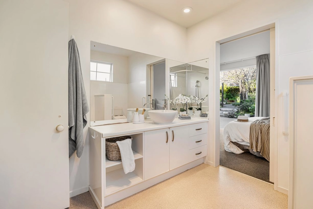 Photos of 47A Maygrove Drive