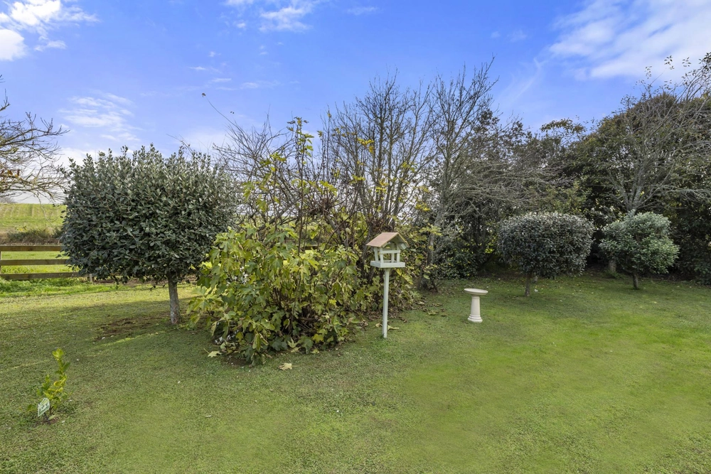 Photos of 46 Glen Ida Way
