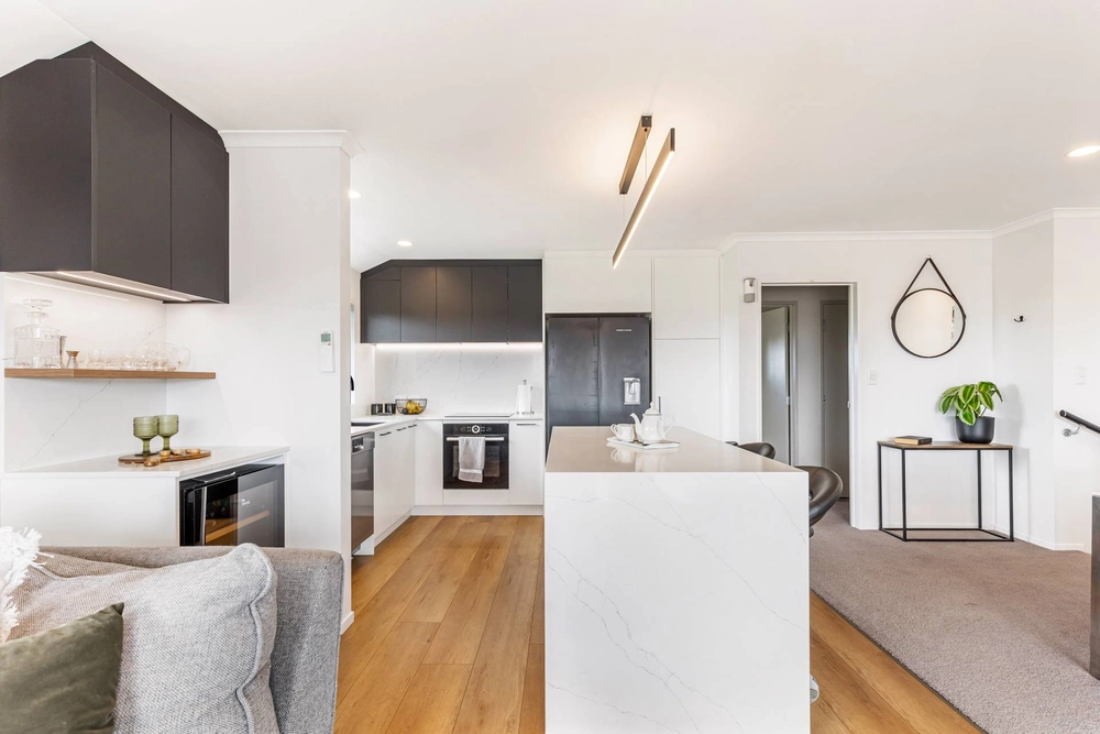 Photos of 79a wharf road te