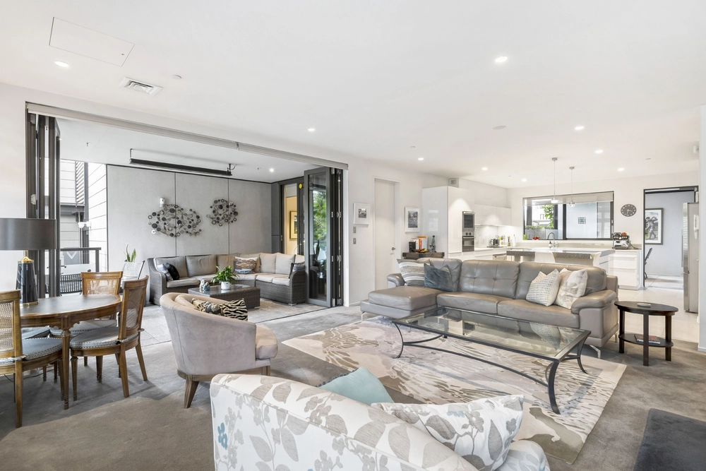 Photos of 1/107 Jervois Road