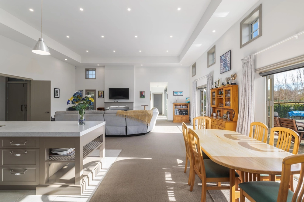 Photos of 130 Glenbogle Drive