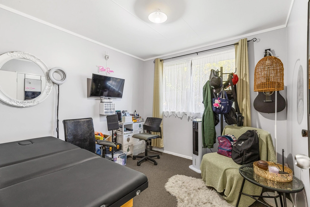 Photos of 25B Dominion Road