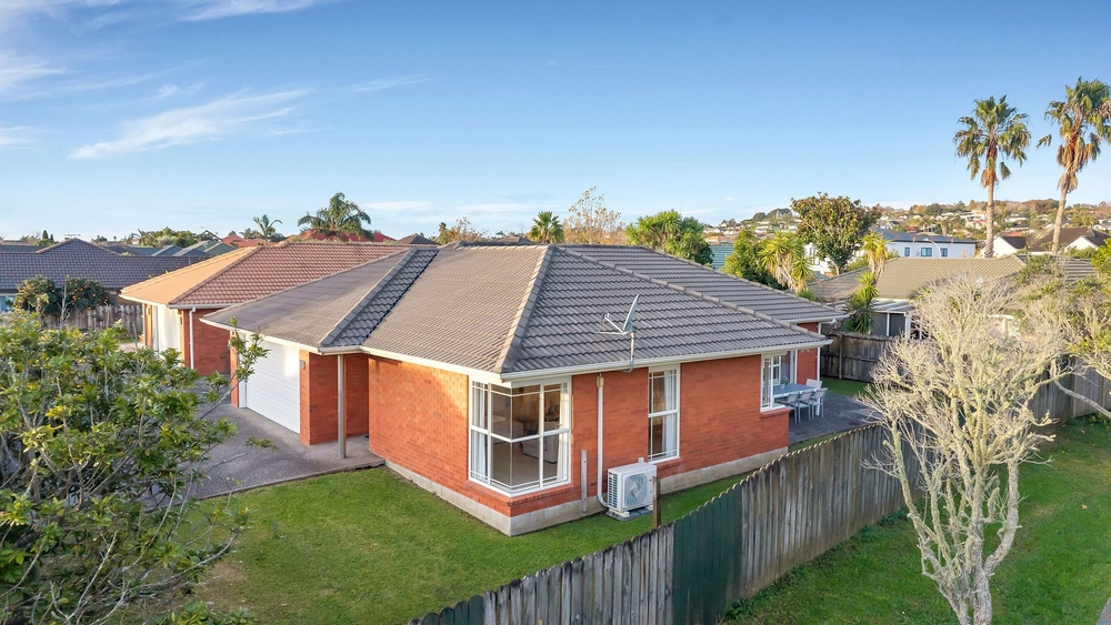Photos of 2/32 Glanworth Place