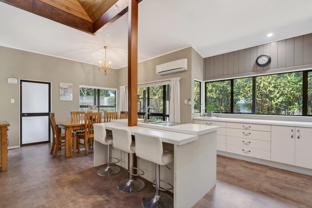 Photos of 16 Rosella Place