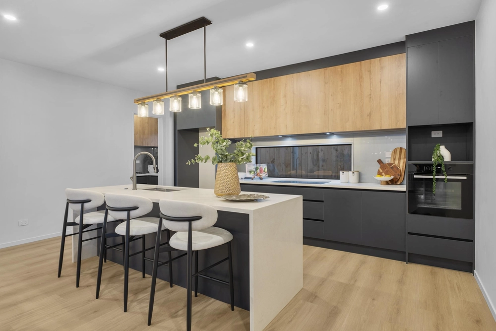 Photos of 53A Coldham Crescent