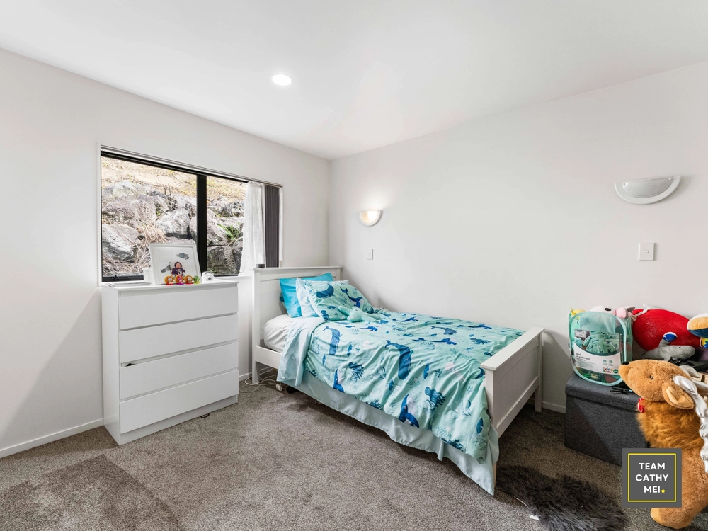Photos of 2/124 Alfriston Road