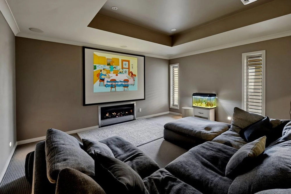 Photos of 19 WAIOROI PLACE