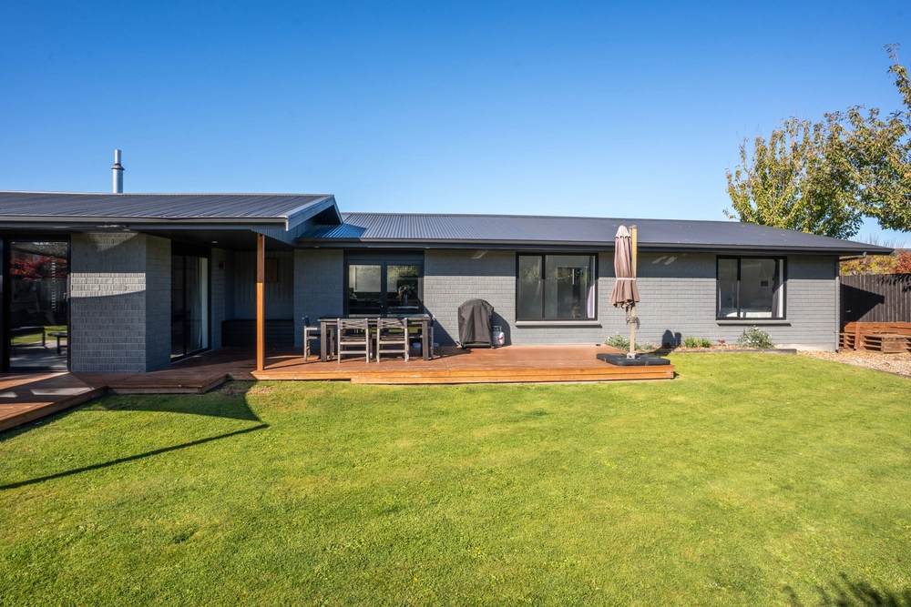 Photos of 586 Trents Road