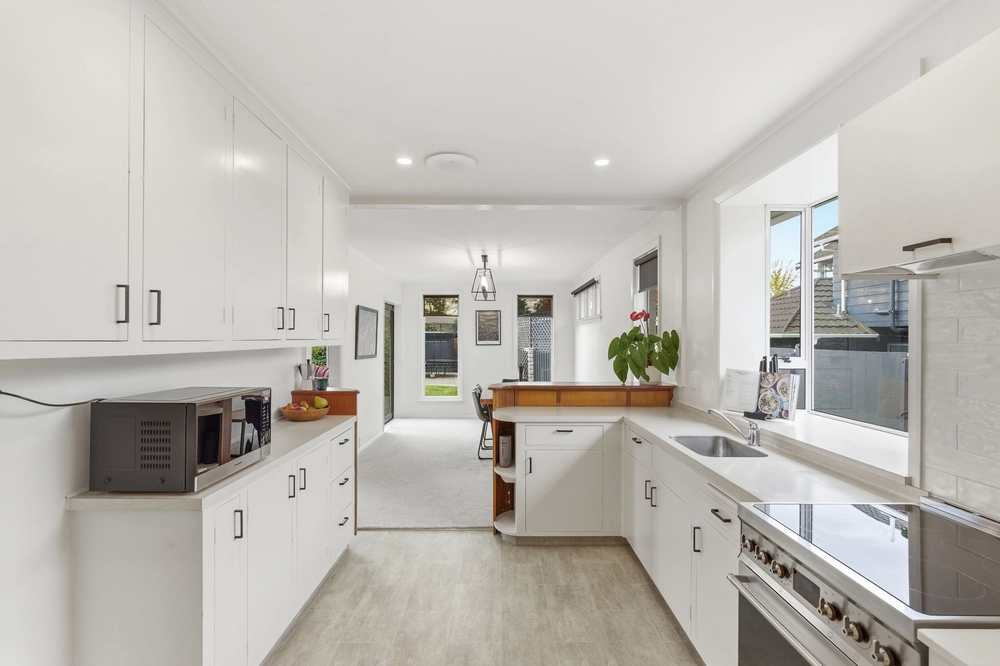 Photos of 72 Merrin Street