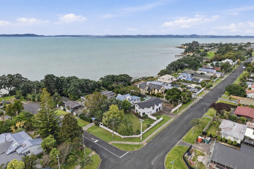 Photos of 30 First View Avenue