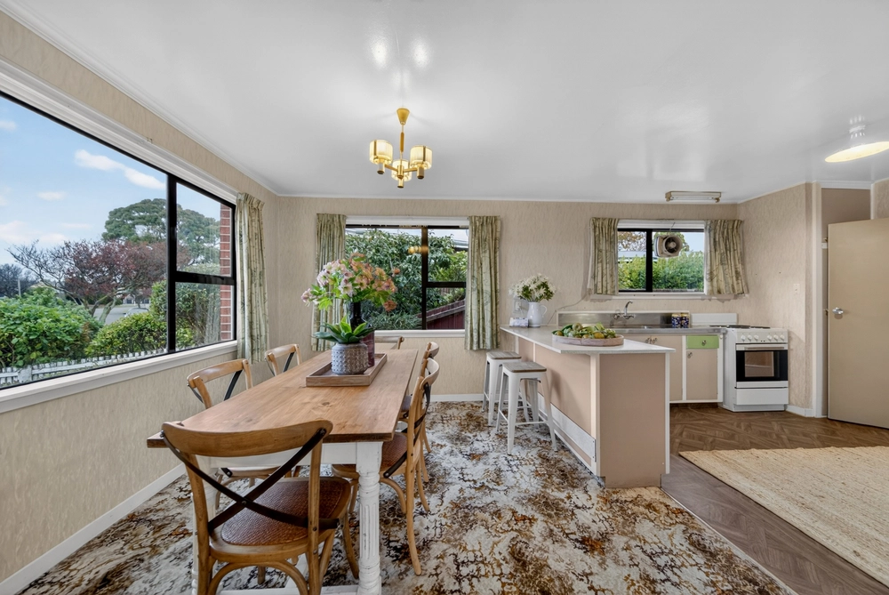 Photos of 70 Toorak Avenue