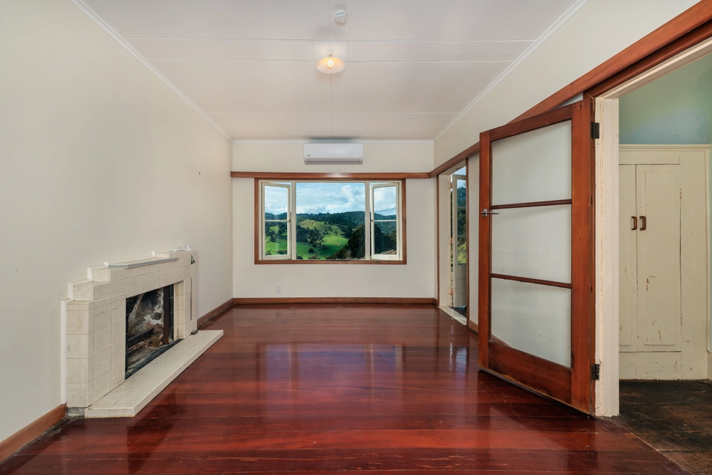 Photos of 544 West Coast Road