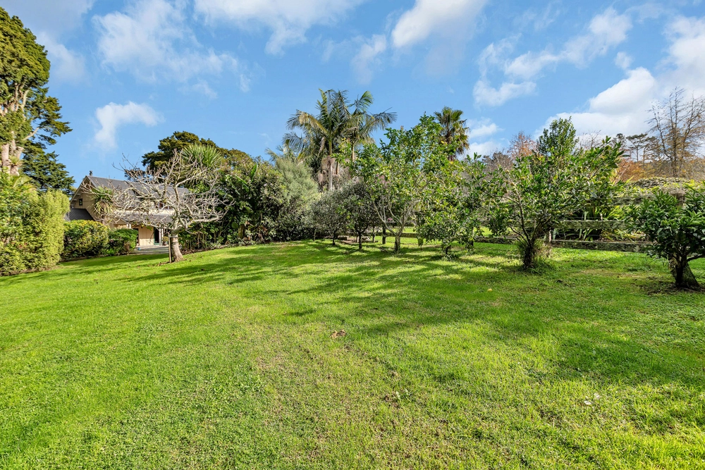 Photos of 270 Vinegar Hill Road
