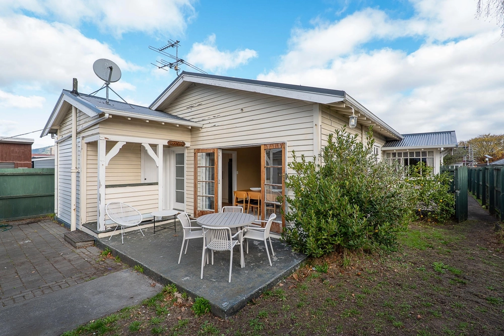 Photos of 128 Lyttelton Street