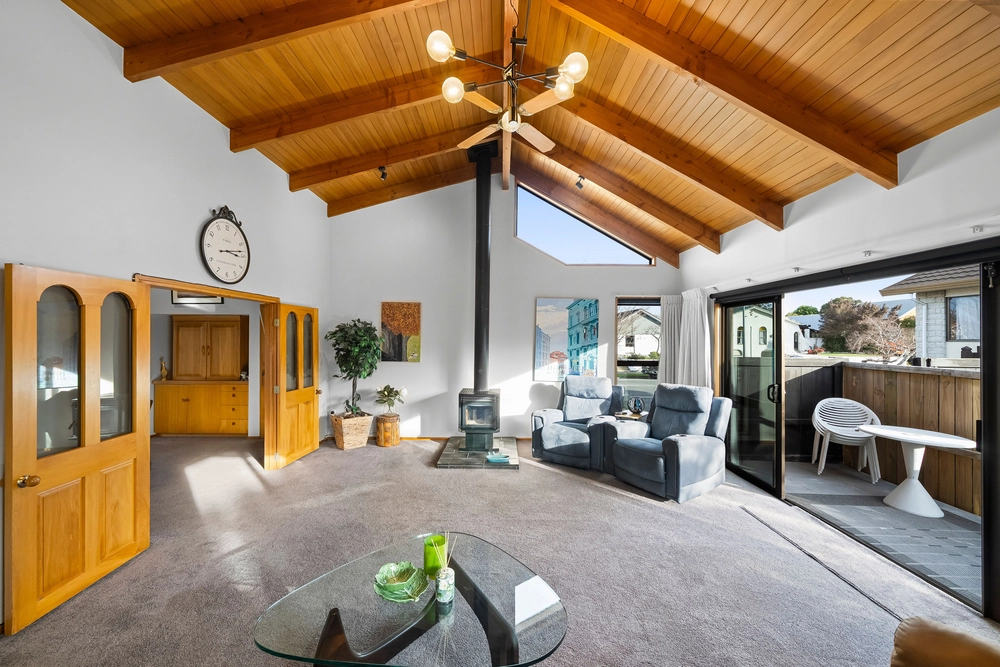 Photos of 212 Maidstone Road